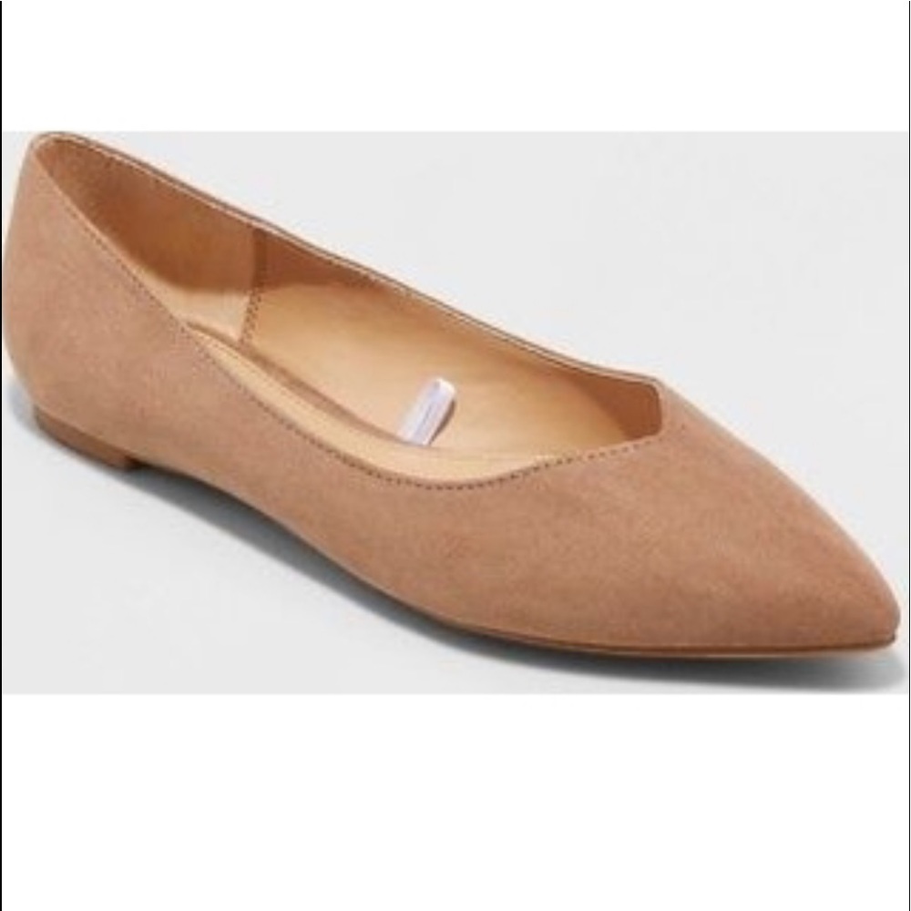 Nude flats